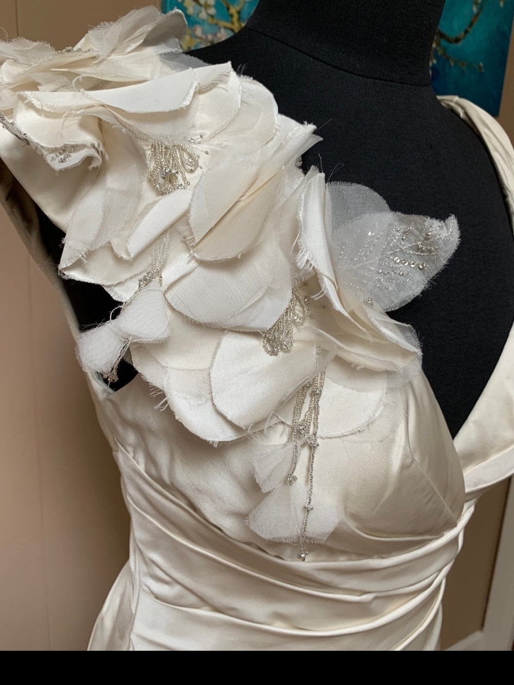 Watters Egg Shell Floral-Applique V-Neck Wedding Dress - Picture 12 of 12